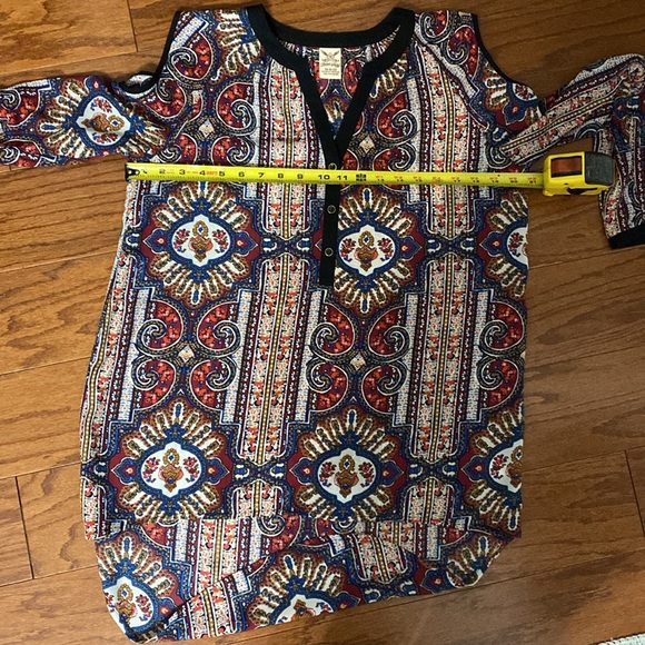 Faded Glory red/blue OS open shoulder blouse M - Picture 9 of 10